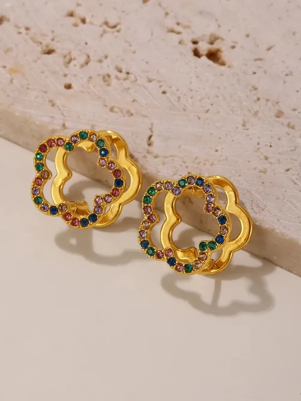 Gold_Hollow_Flower_Stud_Earrings_For_Women